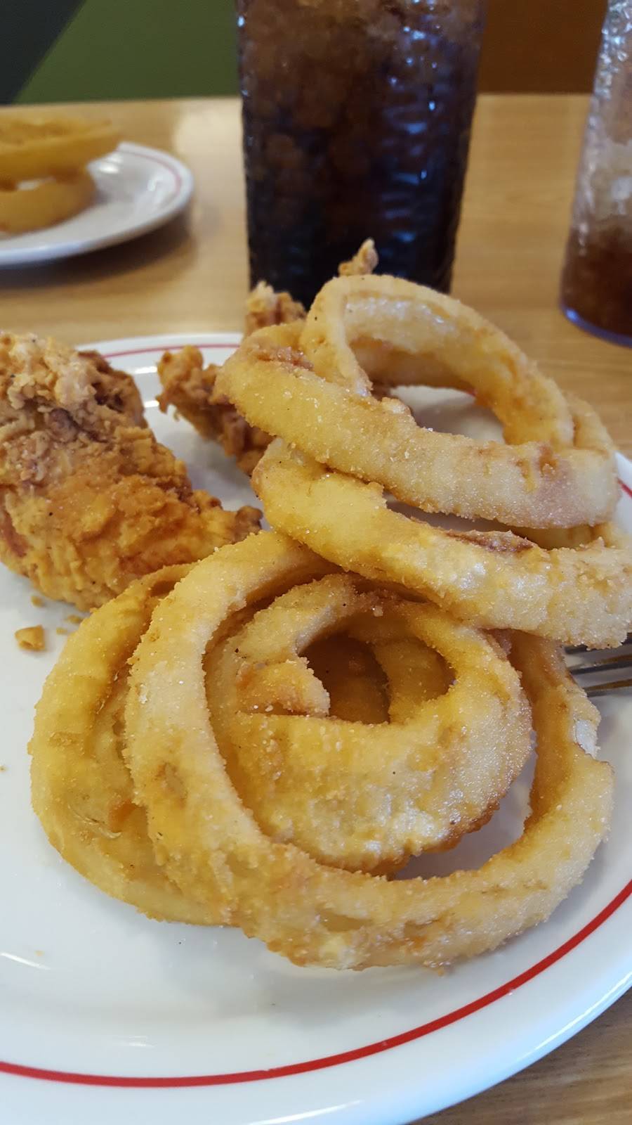 Frischs Big Boy | restaurant | 20 Troy Town Dr, Troy, OH 45373, USA | 9373391889 OR +1 937-339-1889