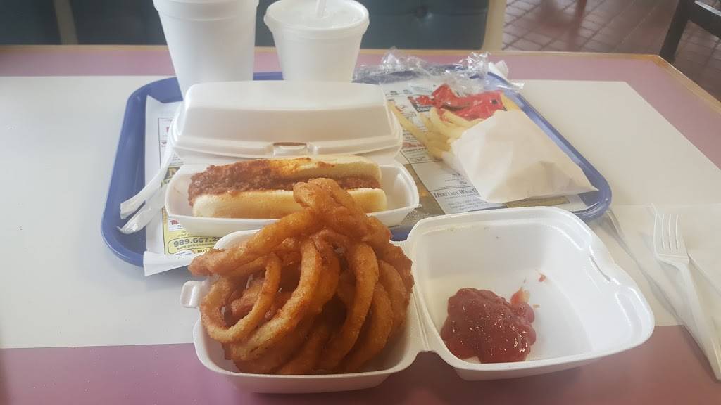 Mr. Hot Dog | restaurant | 811 N Euclid Ave, Bay City, MI 48706, USA | 9896841881 OR +1 989-684-1881