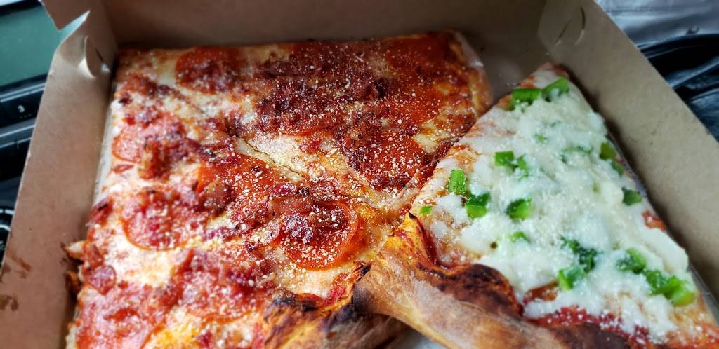 Cams New York Pizzeria | restaurant | 25 Public Square, Watertown, NY 13601, USA | 3157798900 OR +1 315-779-8900