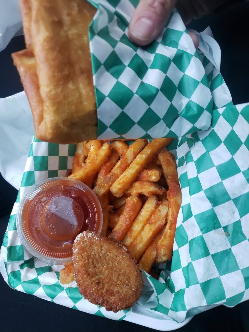 Cant Believe Its Not Meat | restaurant | 1368 E 53rd St, Chicago, IL 60615, USA | 7734356428 OR +1 773-435-6428