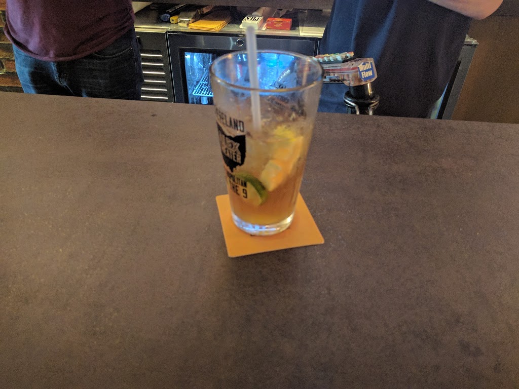 Gateway Bar and Grill | restaurant | 631 Huron Rd E, Cleveland, OH 44115, USA | 2166587300 OR +1 216-658-7300