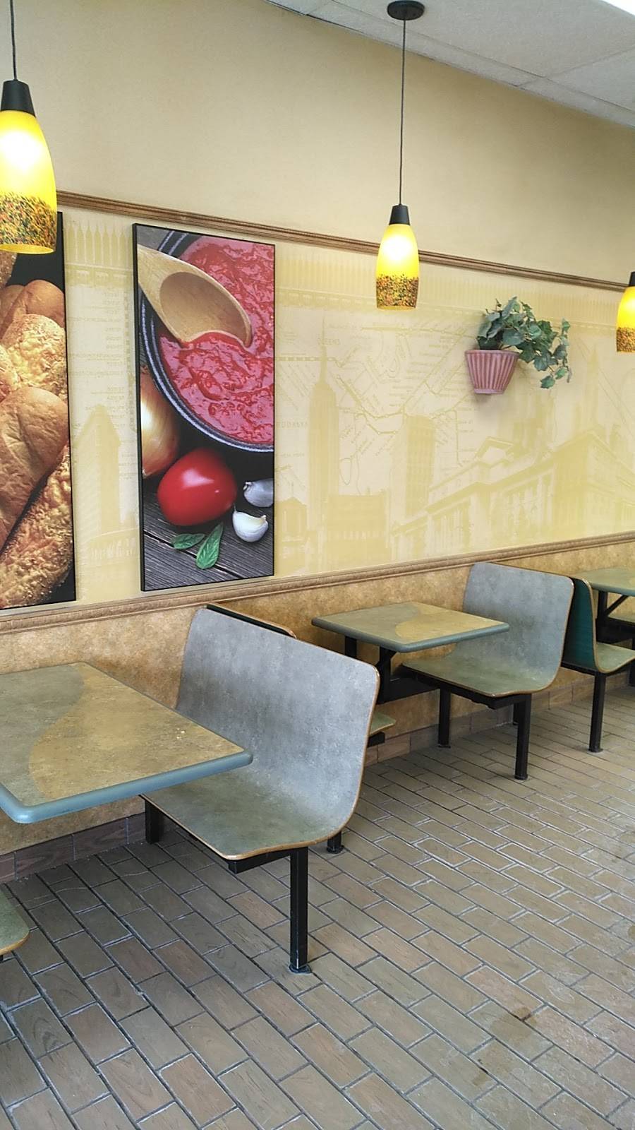 Subway | restaurant | 40 Bristol Rd E 3 Sandalwood Square Shopping Centre, Unit 403, Mississauga, ON L4Z 3K8, Canada | 9058909133 OR +1 905-890-9133