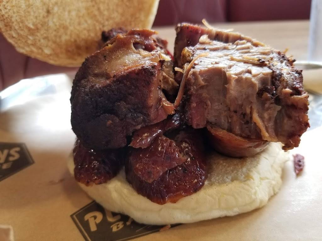 Plowboys Barbeque | restaurant | 6737 W 75th St, Overland Park, KS 66204, USA | 9139147569 OR +1 913-914-7569