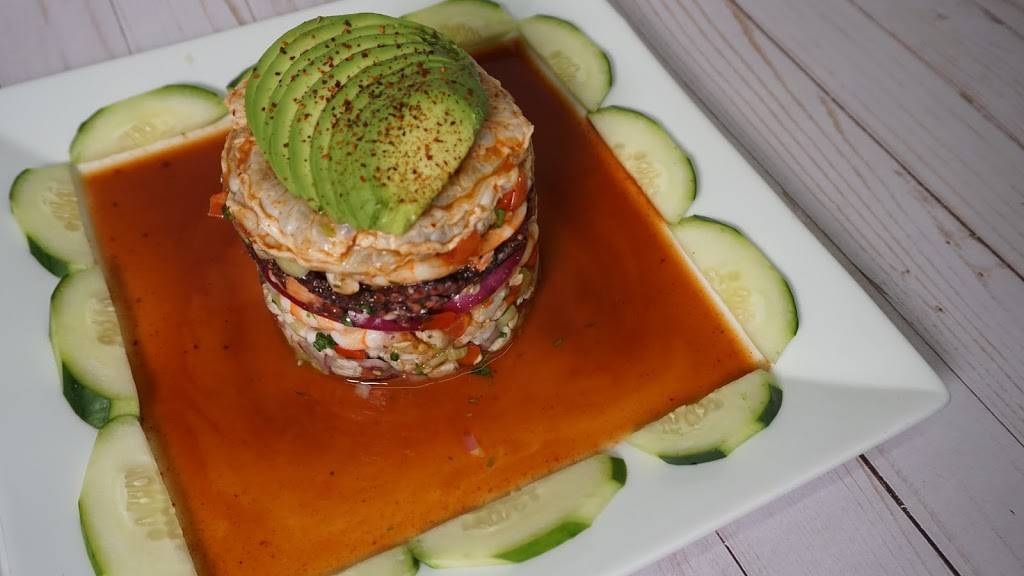 La Perla | restaurant | 11290 Trussum Pond Rd, Laurel, DE 19956, USA | 3022806647 OR +1 302-280-6647