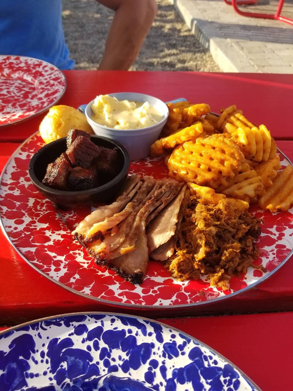 Jethros BBQ Southside | restaurant | 4337 Park Ave, Des Moines, IA 50321, USA | 5156306374 OR +1 515-630-6374