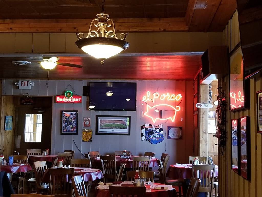 Red Pig Inn | restaurant | 1470 N Perry St, Ottawa, OH 45875, USA | 4195236458 OR +1 419-523-6458