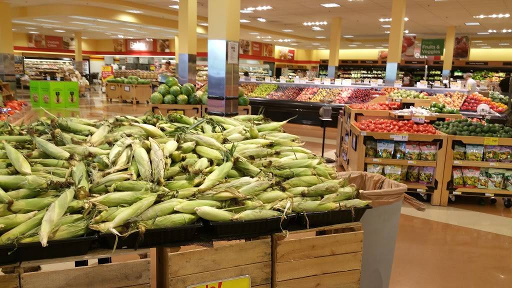 Festival at Manchester Lakes | shopping mall | 7005 Manchester Blvd, Franconia, VA 22310, USA | 7034424300 OR +1 703-442-4300