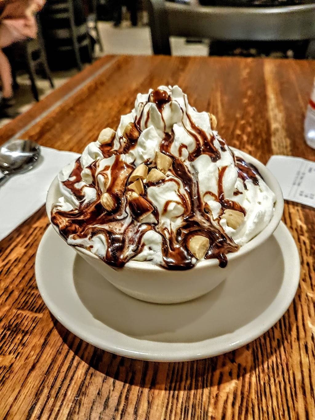 Lawrys Carvery | restaurant | 3333 Bristol St Suite 2601, Costa Mesa, CA 92626, USA | 7144347788 OR +1 714-434-7788