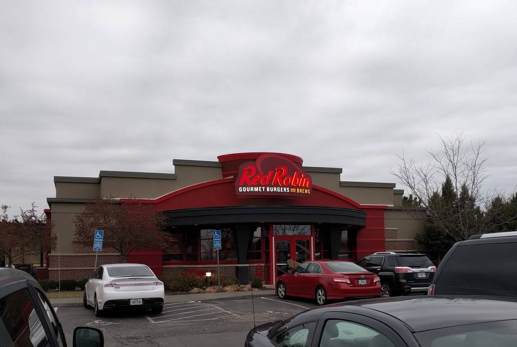 Red Robin Gourmet Burgers and Brews | restaurant | 18810 E US Hwy 40, Independence, MO 64055, USA | 8167955678 OR +1 816-795-5678