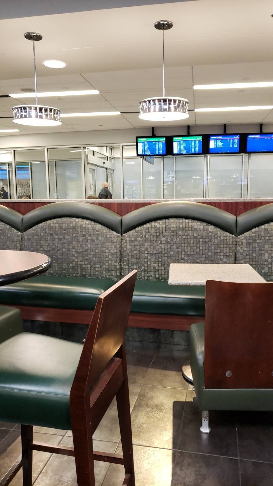 Lake Erie Grille | restaurant | 4200 Genesee St, Buffalo, NY 14225, USA | 7166330382 OR +1 716-633-0382