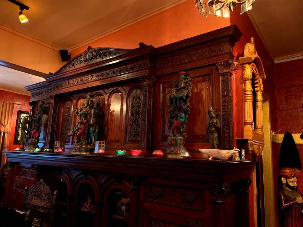 India House | restaurant | 45 State St, Northampton, MA 01060, USA | 4135866344 OR +1 413-586-6344