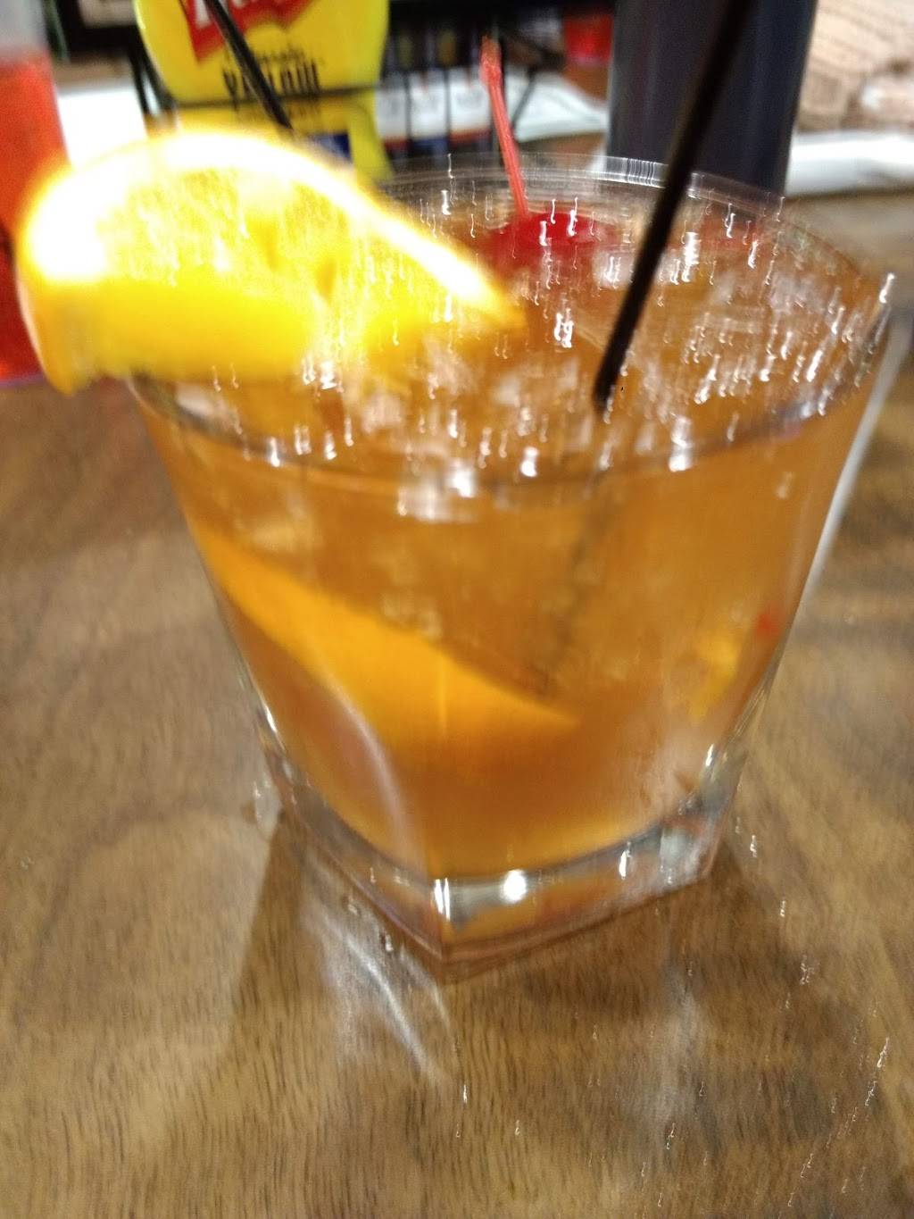 Brewtown Eatery Bar & Grill | restaurant | 5121 W Howard Ave, Milwaukee, WI 53220, USA | 4143213900 OR +1 414-321-3900