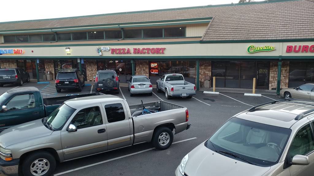 Pizza Factory | restaurant | 555 S Auburn St, Colfax, CA 95713, USA | 5303468788 OR +1 530-346-8788