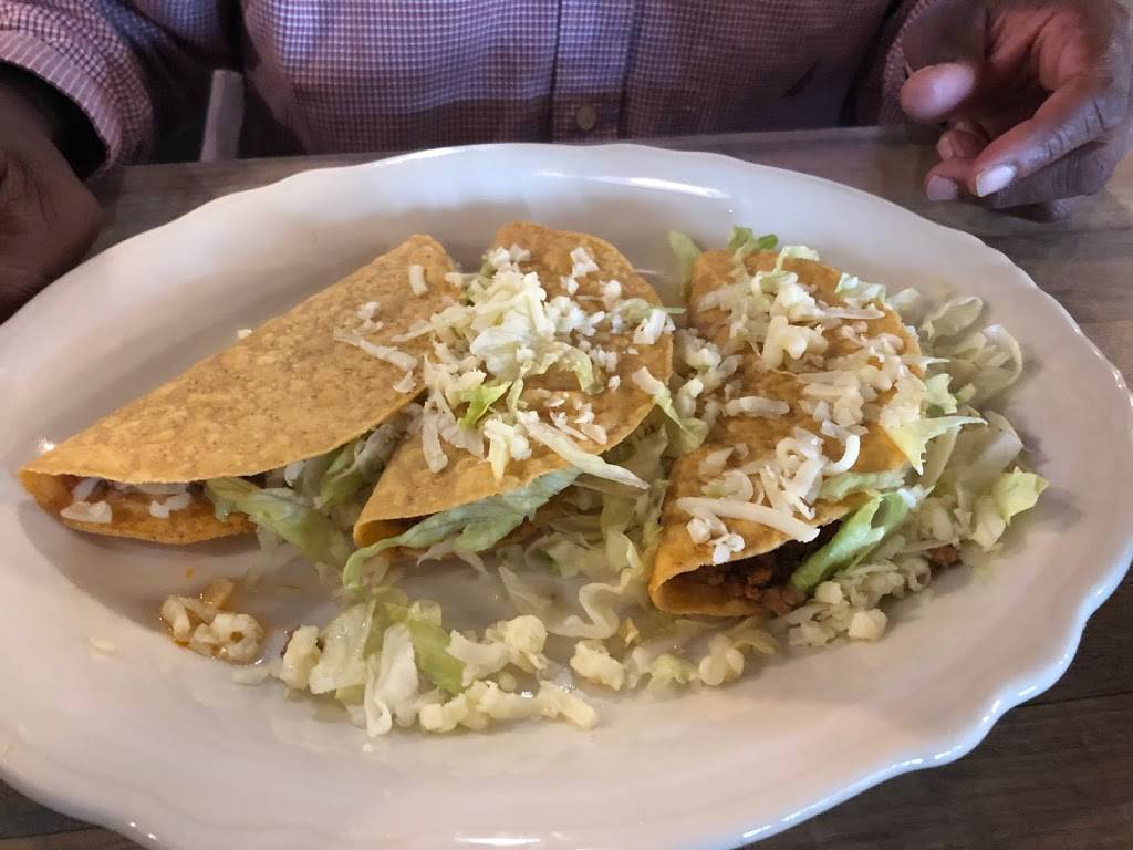 Plaza Azteca | restaurant | 1600 Premium Outlets Blvd, Norfolk, VA 23502, USA | 7572226677 OR +1 757-222-6677