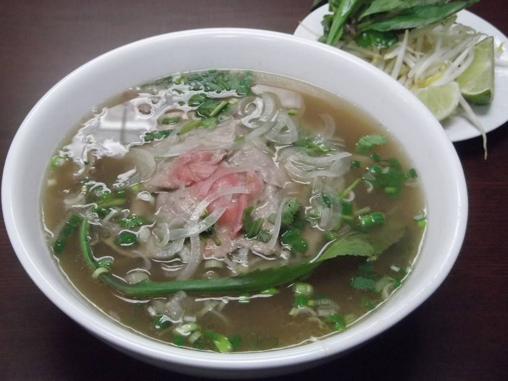 Pho Viet | restaurant | 4317 8th Ave, Brooklyn, NY 11232, USA | 7186333358 OR +1 718-633-3358