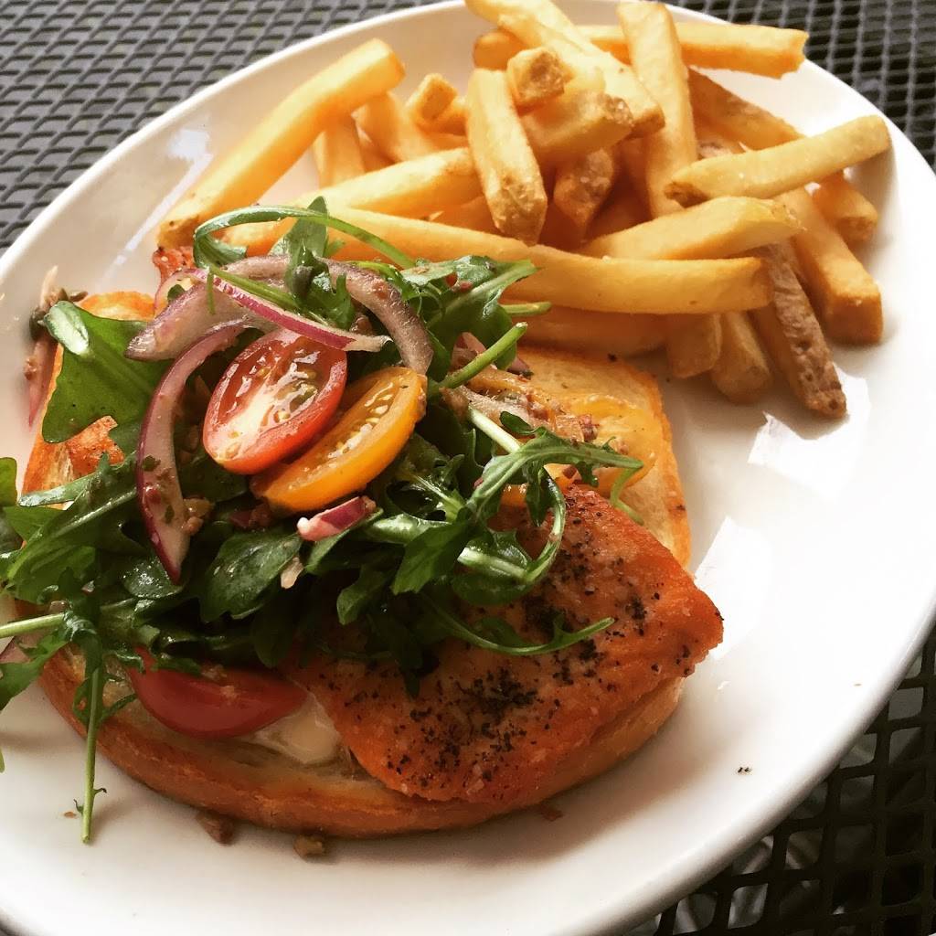 The Rookery | restaurant | 2109 W Chicago Ave, Chicago, IL 60622, USA | 7737720406 OR +1 773-772-0406