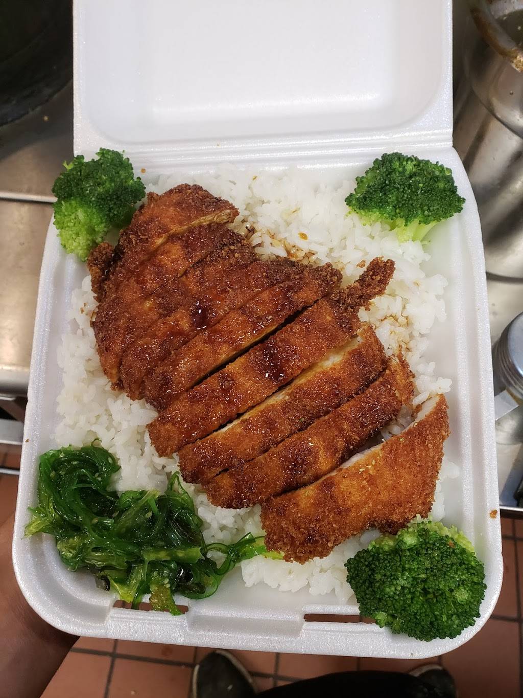 Yamamori Japanese Restaurant | restaurant | 1377 W El Monte Way, Dinuba, CA 93618, USA | 5595911688 OR +1 559-591-1688