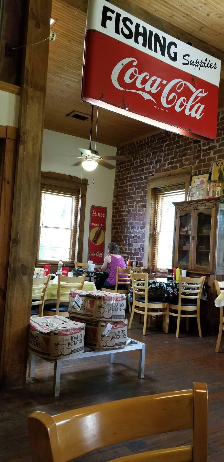 Talmo Market Grill | restaurant | 558 Main St, Talmo, GA 30575, USA | 7069295127 OR +1 706-929-5127