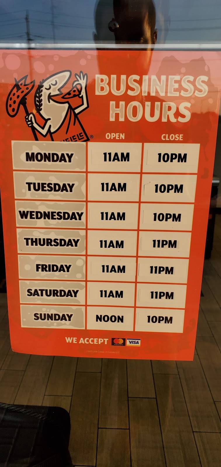 Little Caesars Pizza | meal takeaway | 2200 Montreal Rd, Gloucester, ON K1J 6M5, Canada | 6137453633 OR +1 613-745-3633