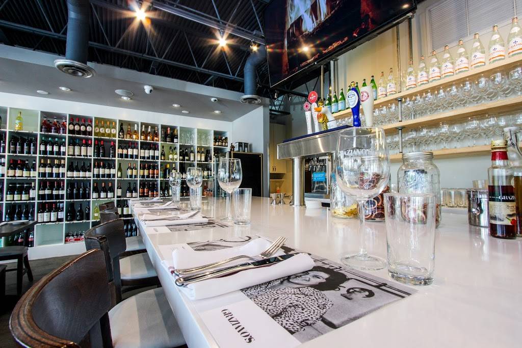 Lucia Pizzeria | restaurant | 8755 SW 72nd St, Miami, FL 33173, USA | 3052491043 OR +1 305-249-1043