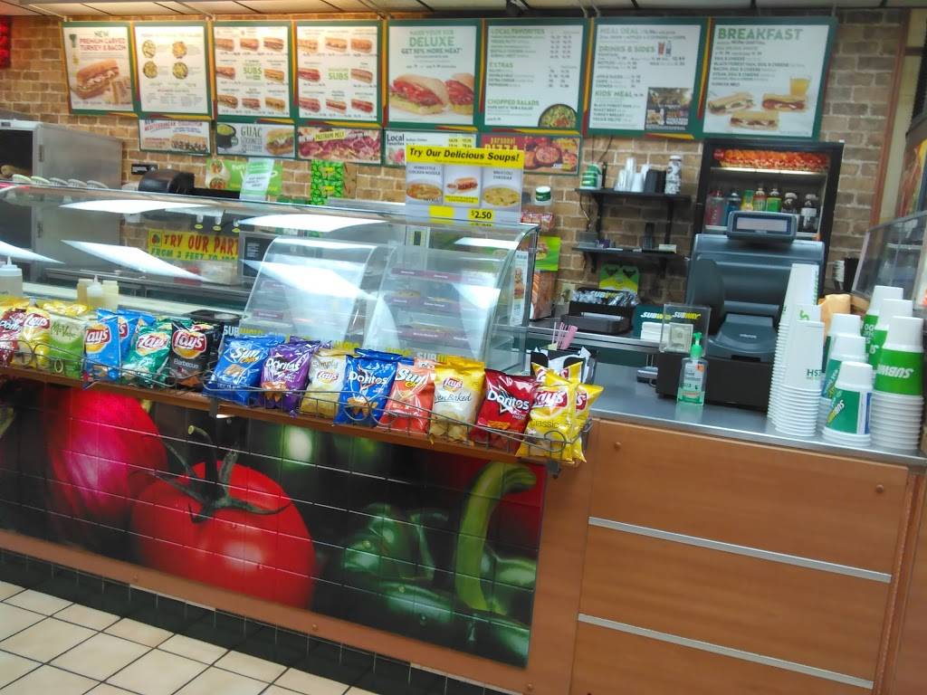 Subway Restaurants | restaurant | 401 NE Spanish River Blvd, Boca Raton, FL 33431, USA | 5613927827 OR +1 561-392-7827