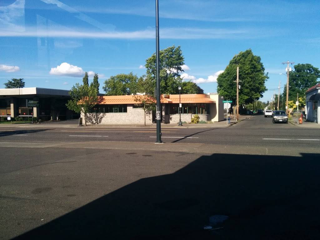 Subway | meal takeaway | 5700 NE Martin Luther King Jr Blvd, Portland, OR 97211, USA | 5035469398 OR +1 503-546-9398
