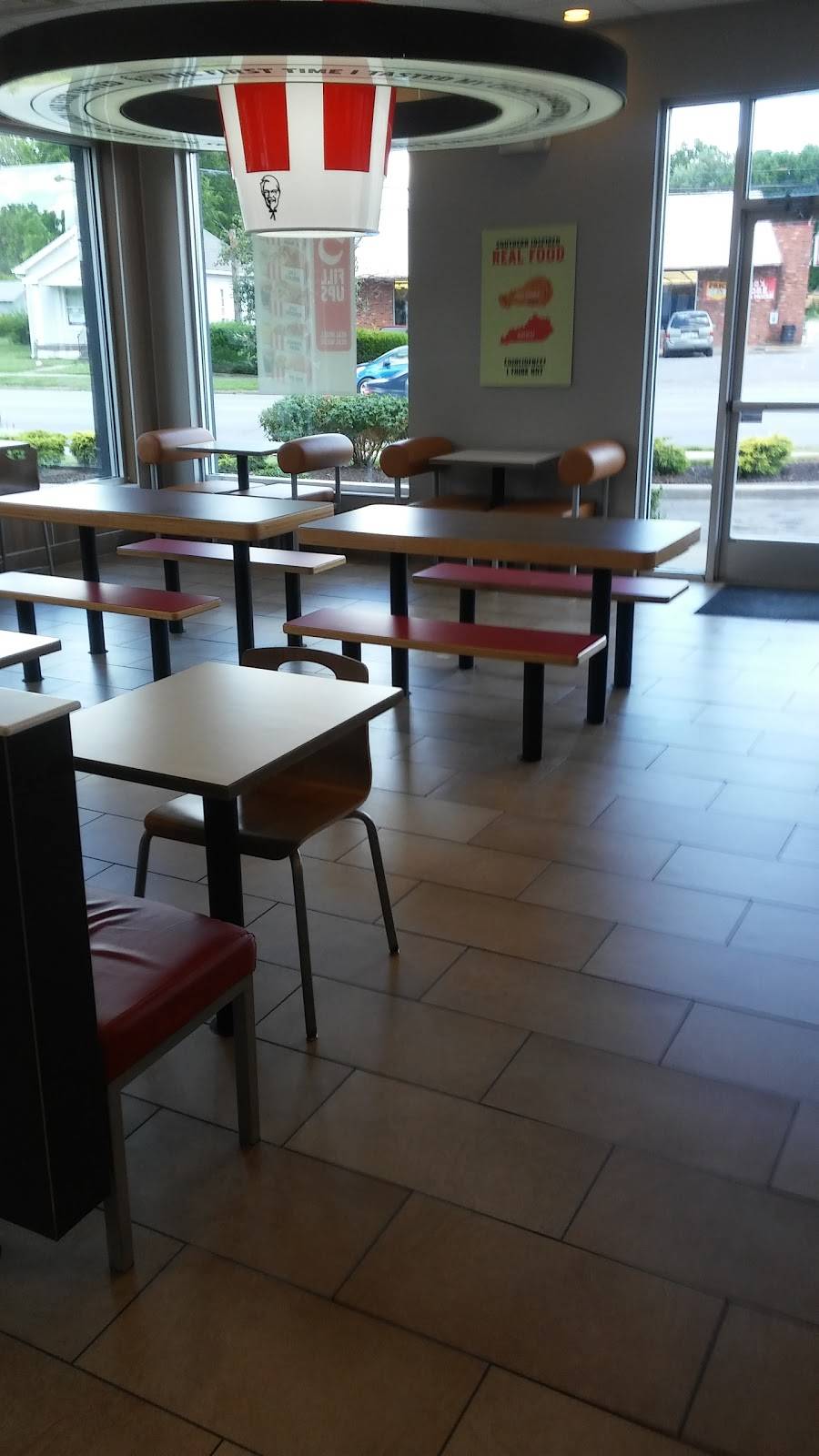 KFC | restaurant | 3280 Taylor Blvd, Louisville, KY 40215, USA | 5023612043 OR +1 502-361-2043