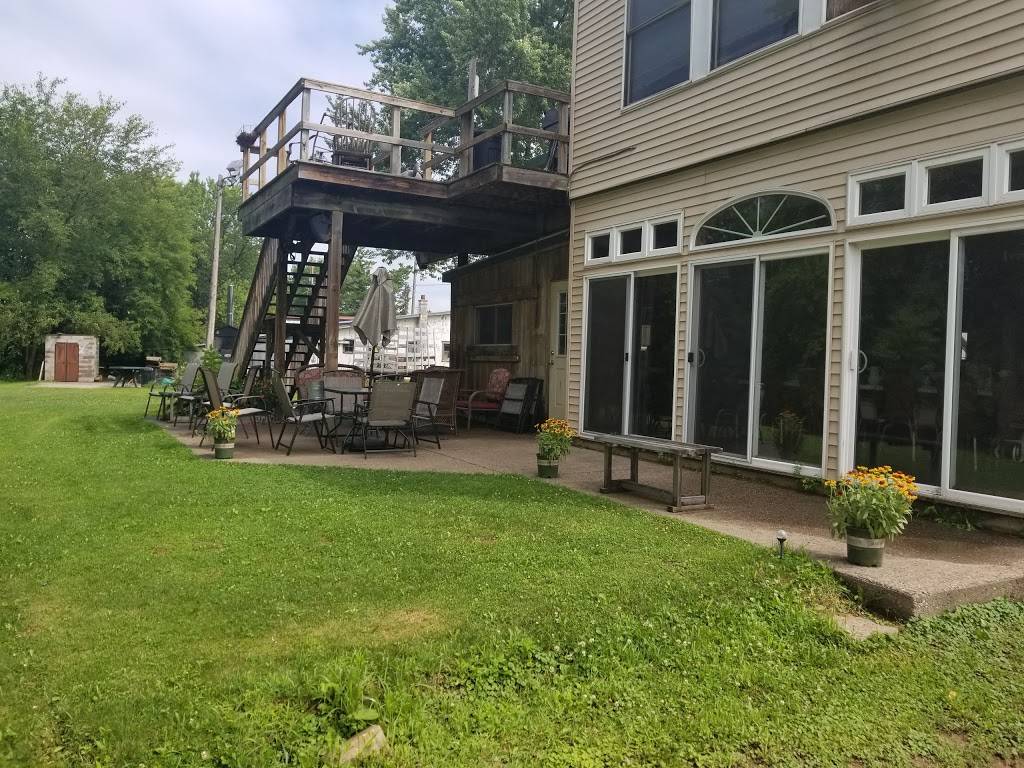 Stockyards Bar and Grill | restaurant | N20281 Co Rd J, Dodge, WI 54625, USA | 6085399273 OR +1 608-539-9273