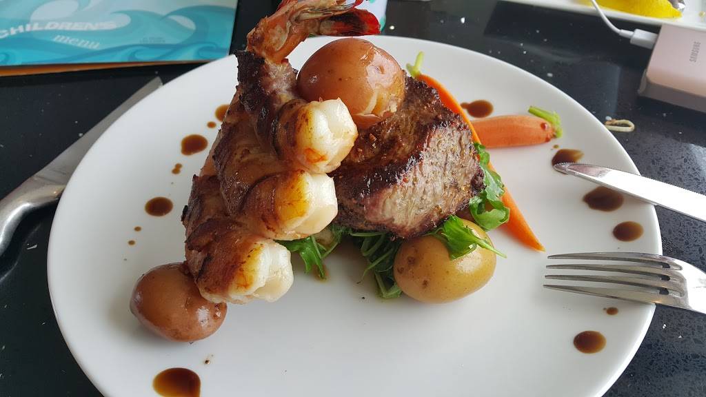 Lalla Oceanside Grill | restaurant | 654 Cannery Row, Monterey, CA 93940, USA | 8313240891 OR +1 831-324-0891