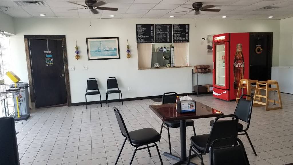 Lighthouse Seafood Restaurant | restaurant | 2120 FM 517 Rd E, Dickinson, TX 77539, USA | 2815346778 OR +1 281-534-6778