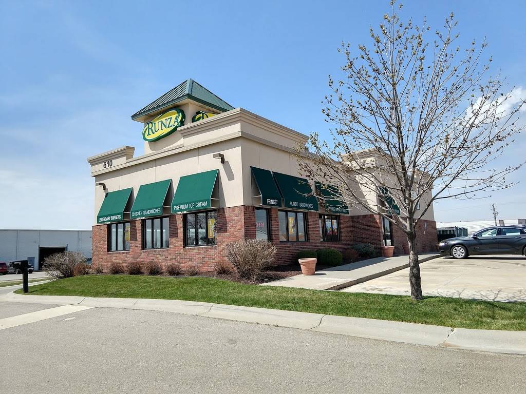 Runza Restaurant | restaurant | 610 W O St, Lincoln, NE 68528, USA | 4024761189 OR +1 402-476-1189
