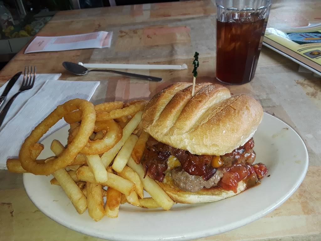 Charlottes Cozy Kitchen and Catering | restaurant | 142 Main St, Pepperell, MA 01463, USA | 9784332693 OR +1 978-433-2693