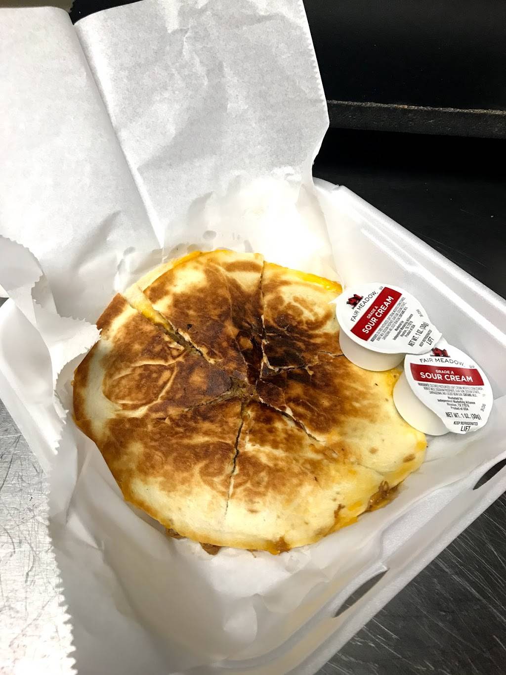 Hot Rod BBQ | restaurant | 3830 Celina Rd, Burkesville, KY 42717, USA | 2704339696 OR +1 270-433-9696