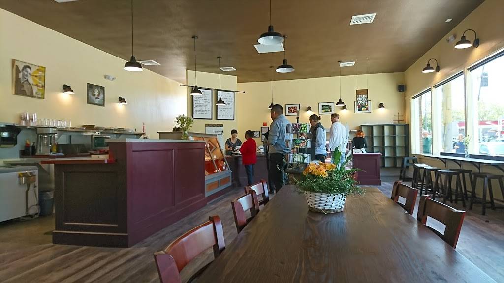 McDonalds | cafe | 2331 Broadway, Sacramento, CA 95818, USA | 9164517264 OR +1 916-451-7264