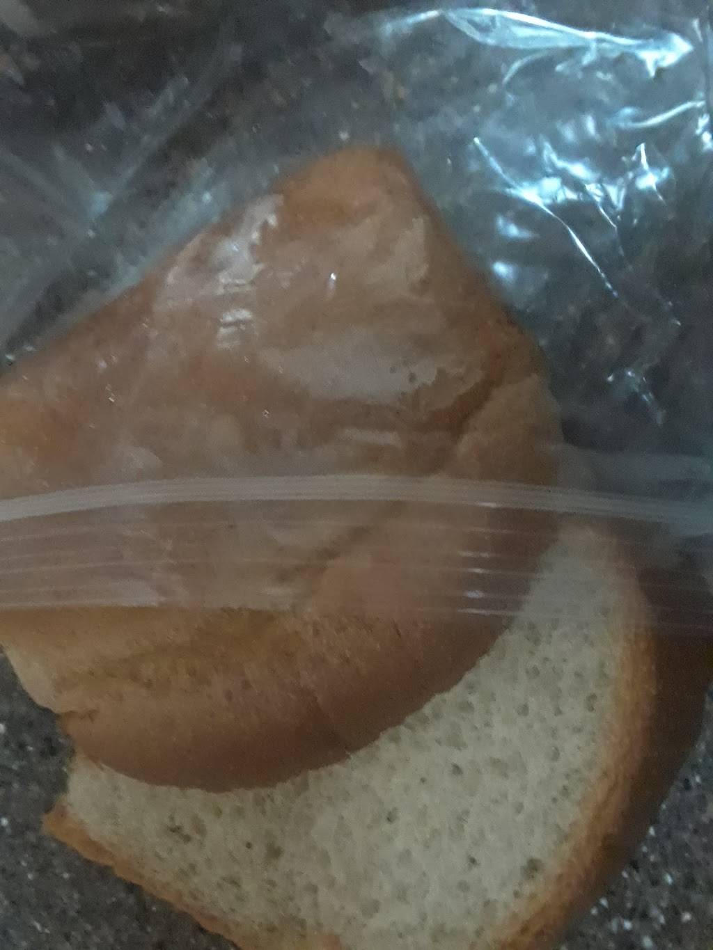 Family House of Fish & Poultry | restaurant | 25140 Mission Blvd, Hayward, CA 94544, USA | 5108864112 OR +1 510-886-4112