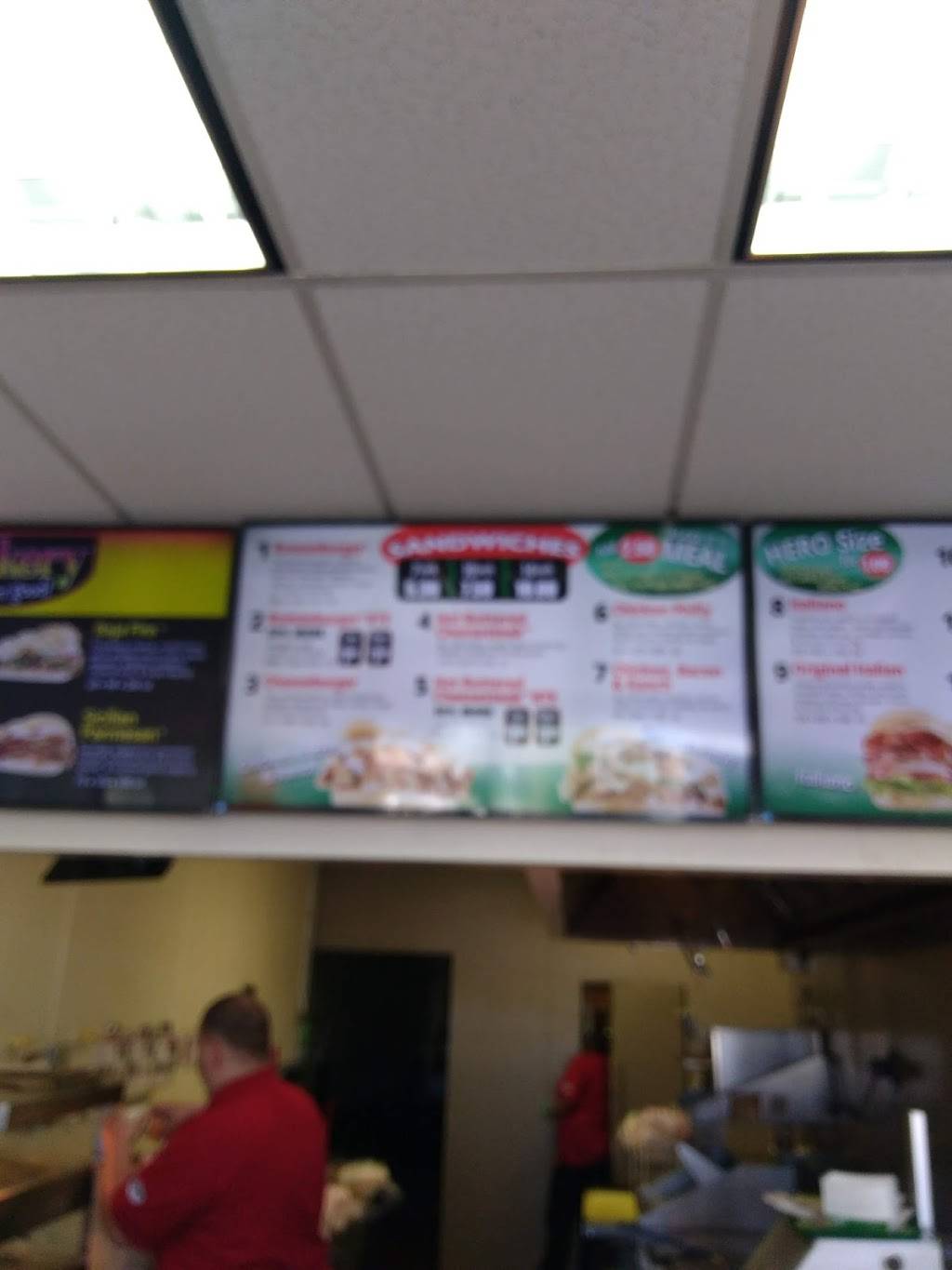 Mr. Hero | meal takeaway | 3454 Manchester Rd, Akron, OH 44319, USA | 3306445319 OR +1 330-644-5319