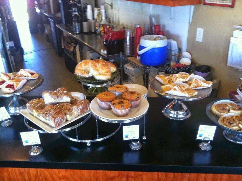 PersNIKKItys Cafe | cafe | 1650 E Deuce of Clubs, Show Low, AZ 85901, USA | 9282511965 OR +1 928-251-1965