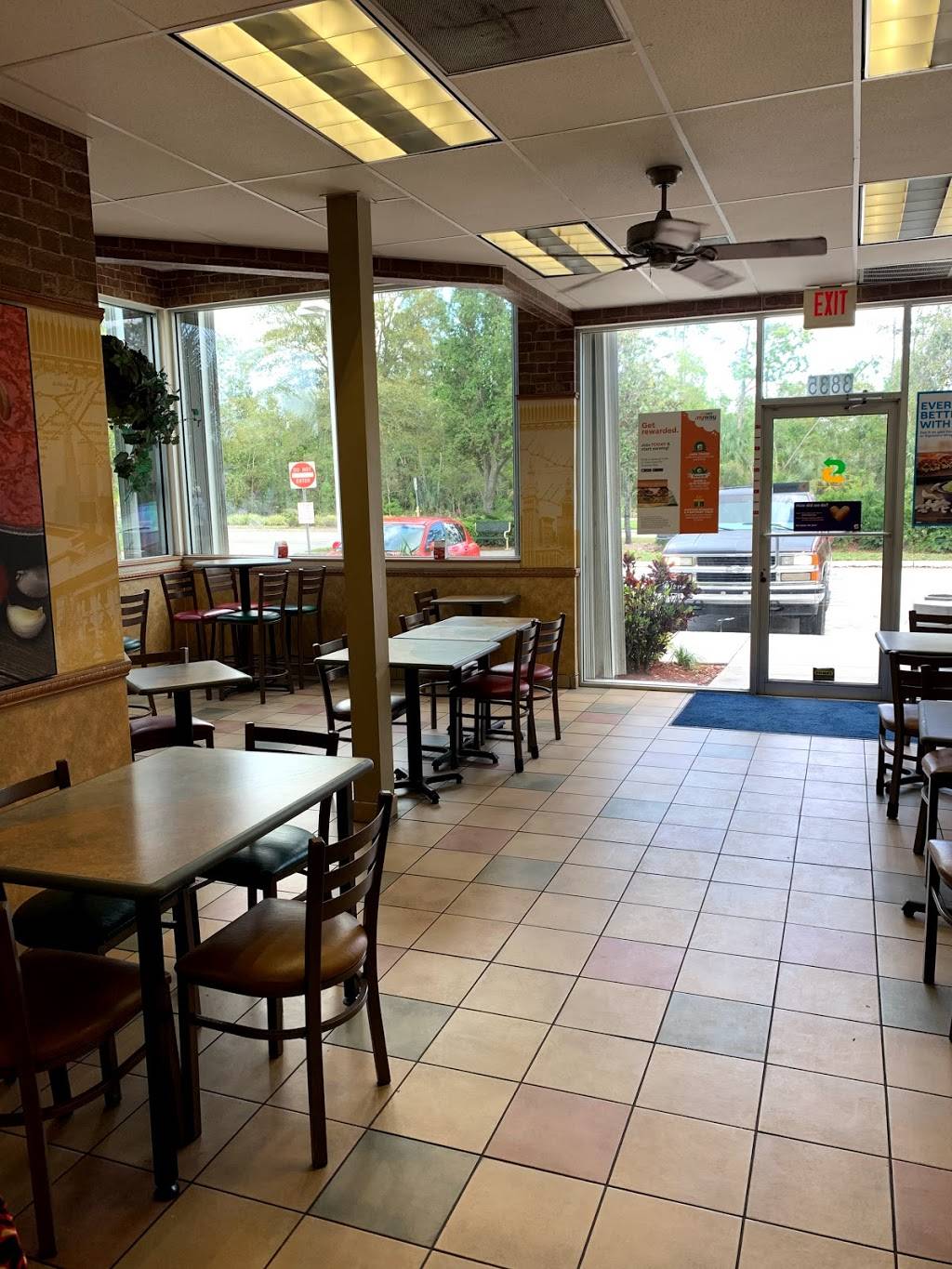 Mama DeLucas | restaurant | 3835 White Lake Blvd, Naples, FL 34117, USA | 2393040632 OR +1 239-304-0632