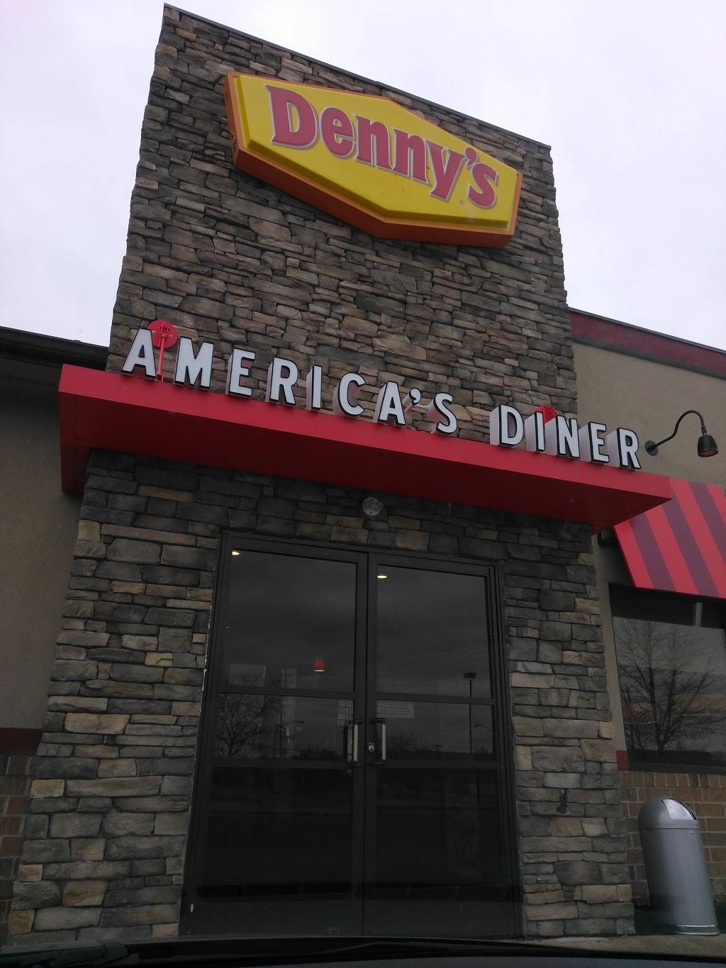 Dennys | restaurant | 1681 Home Ave, Akron, OH 44310, USA | 2347066743 OR +1 234-706-6743
