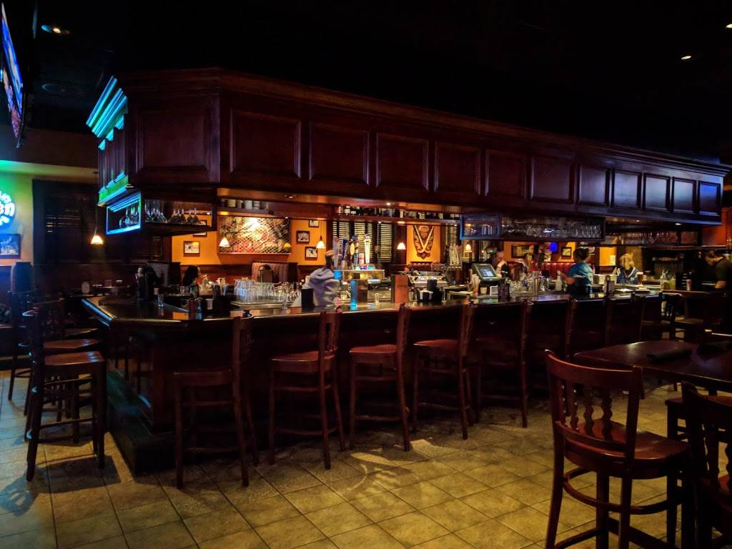 Houlihans | restaurant | 55 US-1, New Brunswick, NJ 08901, USA | 7324480500 OR +1 732-448-0500