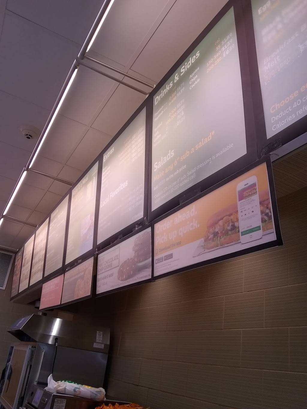 Subway | restaurant | 549 Main St, Walpole, NH 03608, USA | 6034452065 OR +1 603-445-2065