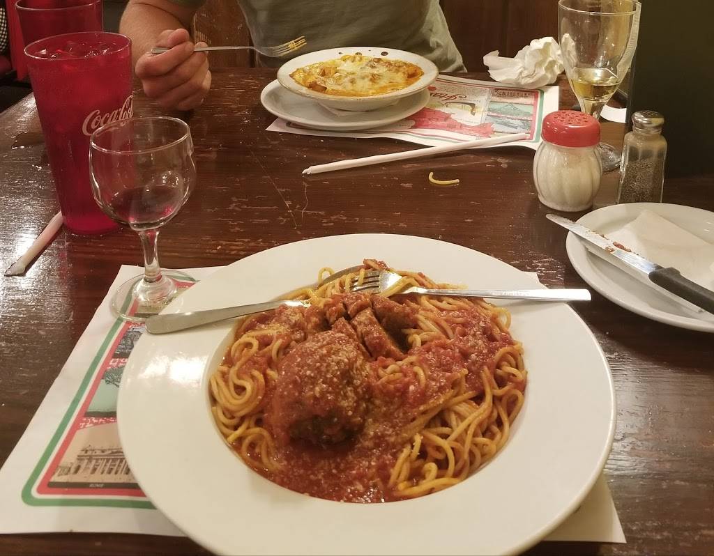 IL Pescatore | restaurant | 651 Primrose Dr, Orlando, FL 32803, USA | 4078966763 OR +1 407-896-6763