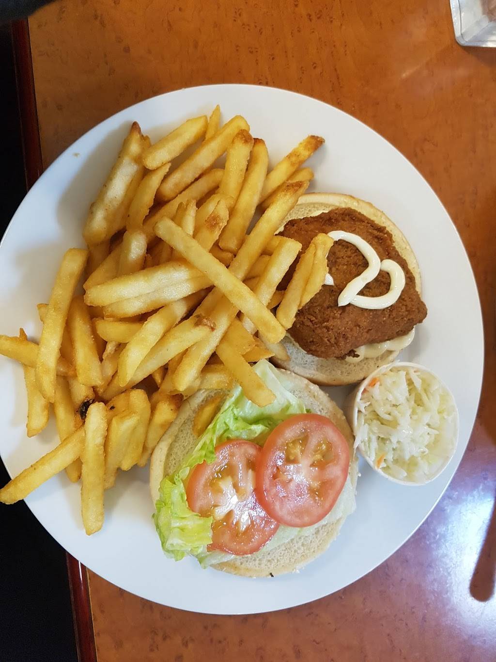 Centennial Restaurant | restaurant | 2536 Graham Street, Pakenham, ON K0A 2X0, Canada | 6136245413 OR +1 613-624-5413