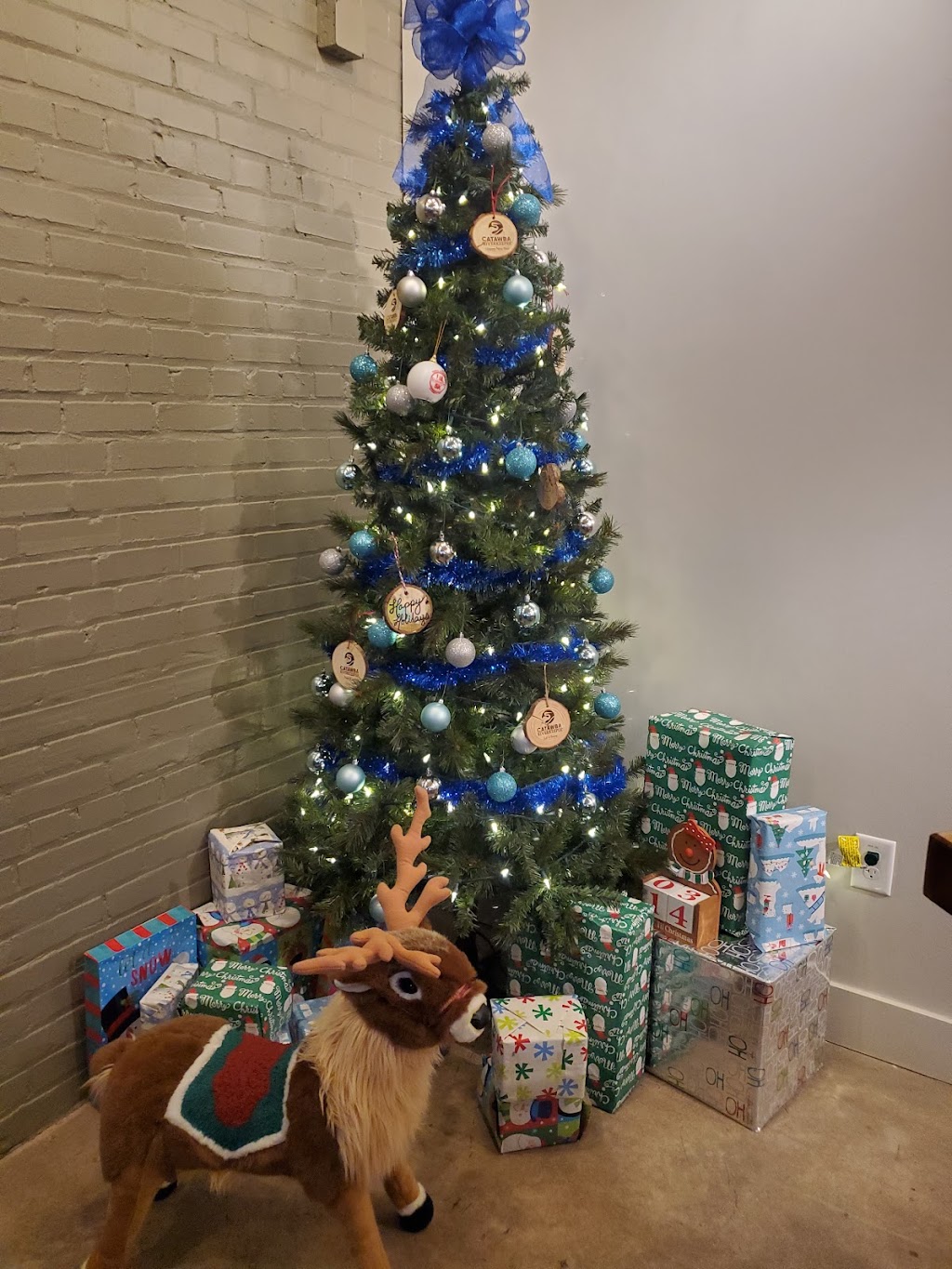 The River Room | restaurant | 102 Main St, McAdenville, NC 28101, USA | 9808002524 OR +1 980-800-2524