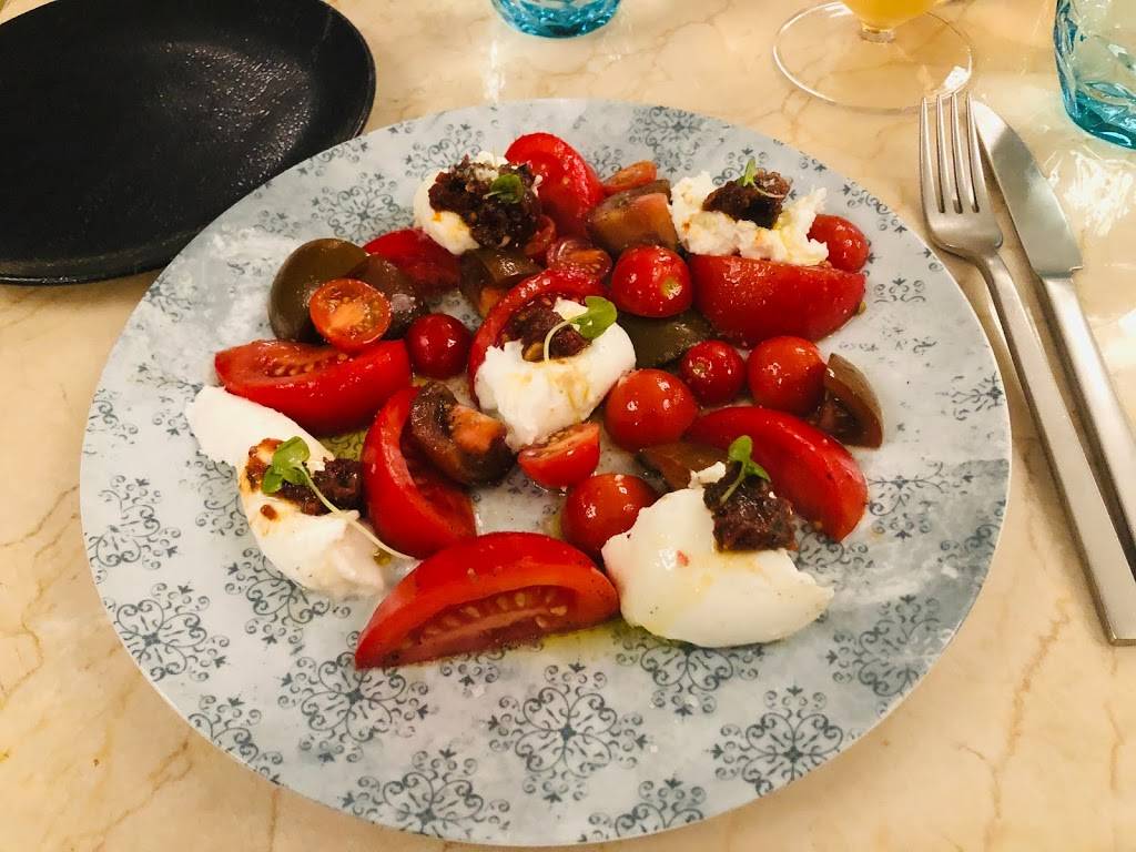 La Strega | restaurant | 3555 S Town Center Dr Ste 105, Las Vegas, NV 89135, USA | 7027222099 OR +1 702-722-2099