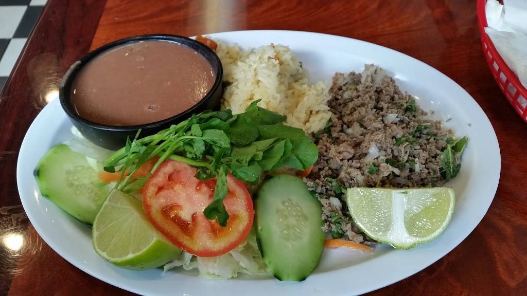 El BUEN GUSTO SALVADOREŇO | restaurant | 2705 Slauson Ave, Huntington Park, CA 90255, USA | 3234849725 OR +1 323-484-9725