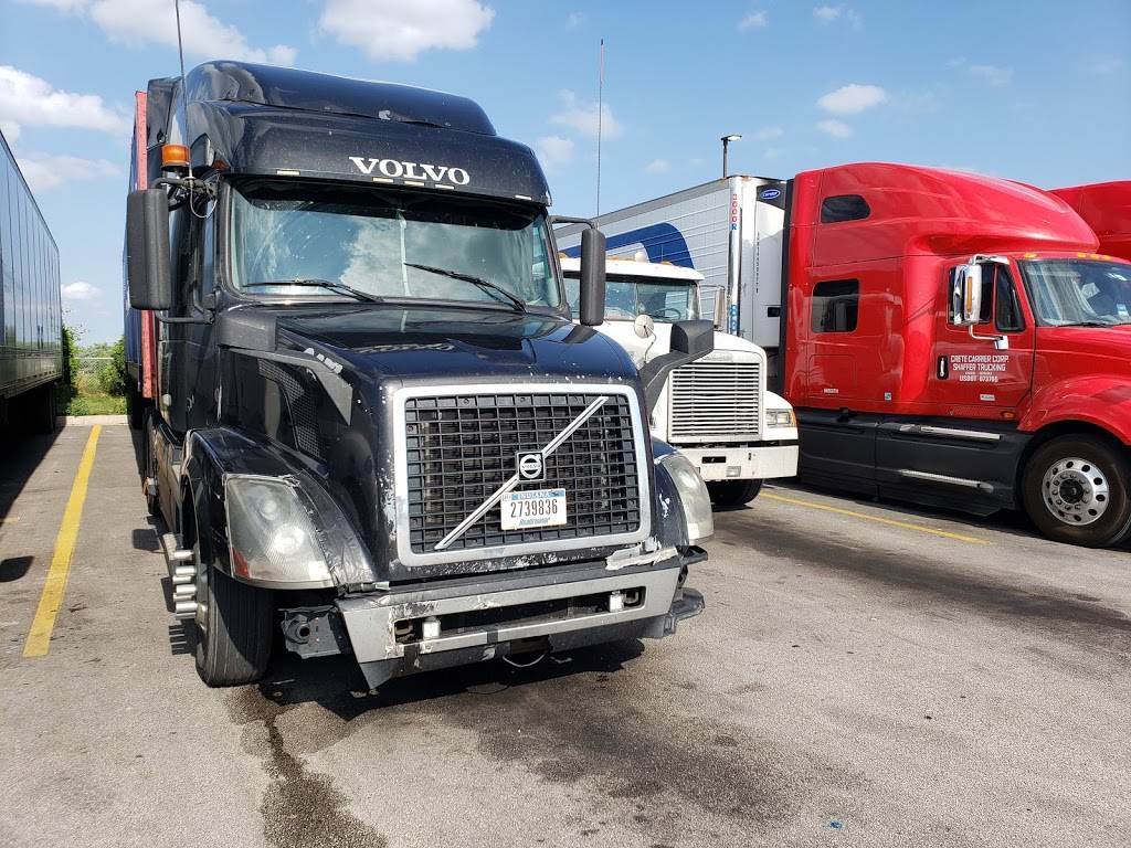 Pilot Travel Center | restaurant | 40 E Laraway Rd, Joliet, IL 60433, USA | 8157261634 OR +1 815-726-1634