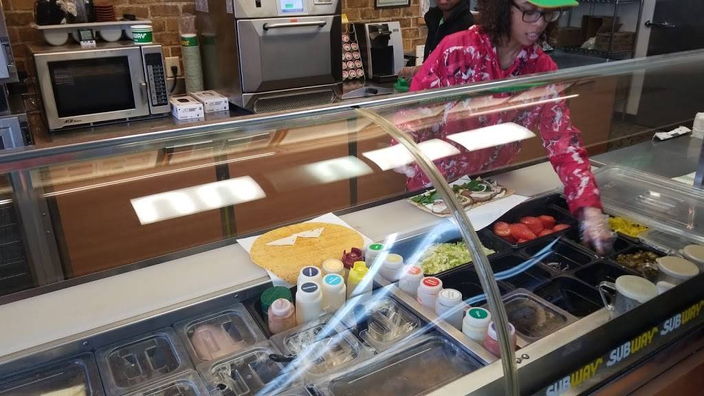 Subway | restaurant | 1013 N Road St, Elizabeth City, NC 27909, USA | 2523385777 OR +1 252-338-5777