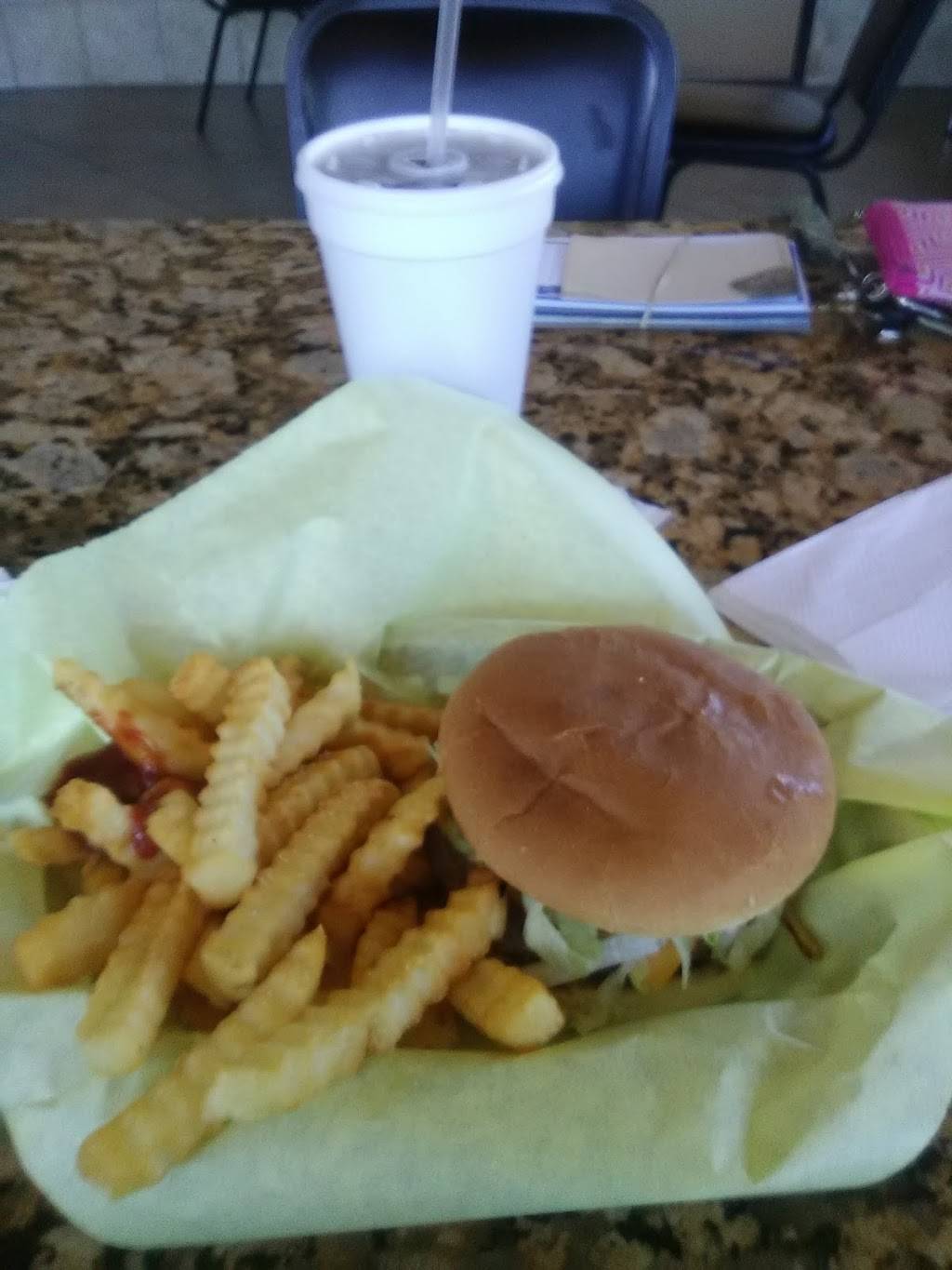 Peach Pit | restaurant | 555 E Olive Ave, Fresno, CA 93728, USA | 5592682400 OR +1 559-268-2400