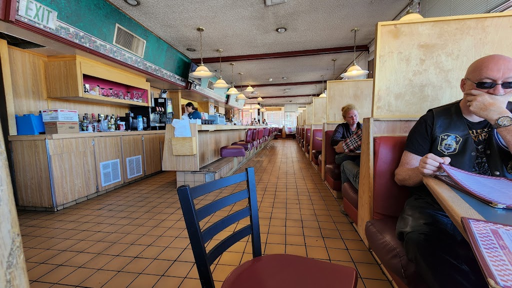 Jerrys | restaurant | 508 N 2nd St, Lakeview, OR 97630, USA | 5419472386 OR +1 541-947-2386